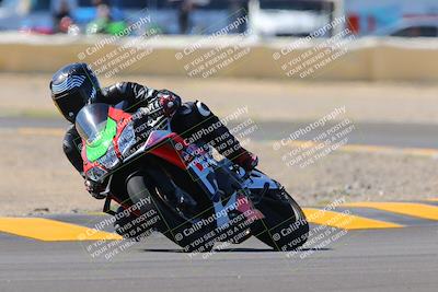 media/Oct-09-2022-SoCal Trackdays (Sun) [[95640aeeb6]]/Turn 2 (1110am)/